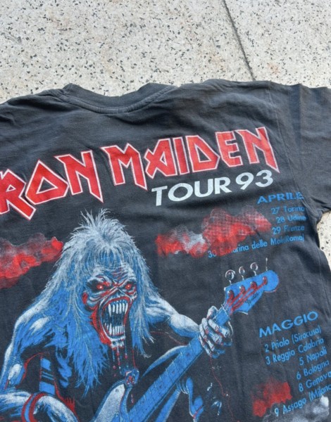 Can you guys check if this Iron Maiden T-Shirt is real?