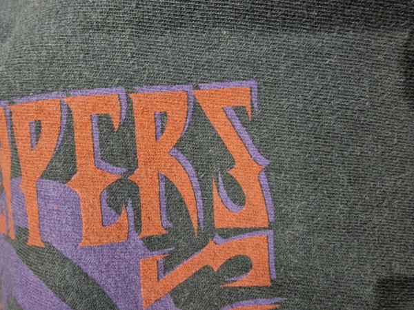 Can you guys check if this 1994 RHCP Tour Smile tee is legit please?