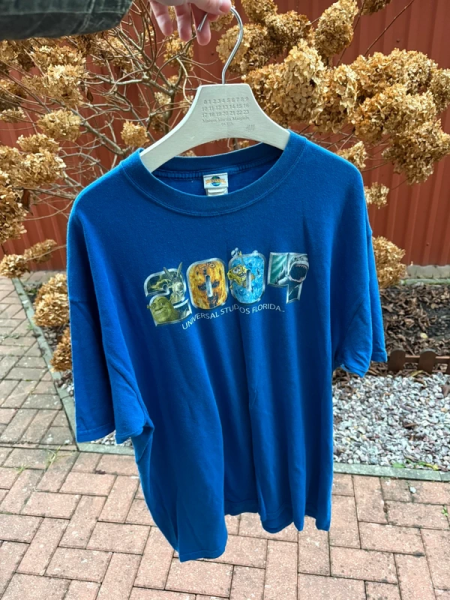 2004 Universal Studios Florida T-shirt