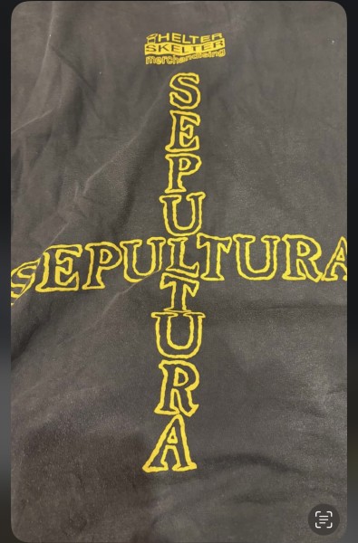 Sepultura shirt