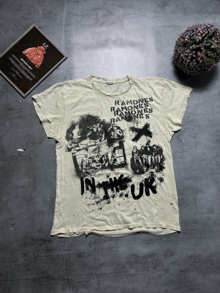 Ramones "In the UK" Euro Bootleg - Late 80s/Early 90s? - Single Stitch