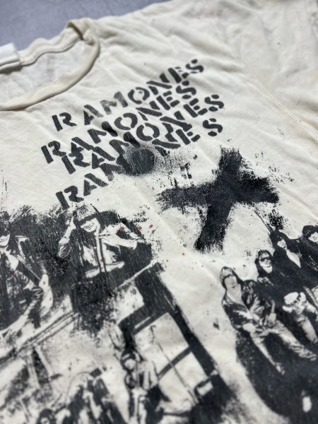 Ramones "In the UK" Euro Bootleg - Late 80s/Early 90s? - Single Stitch