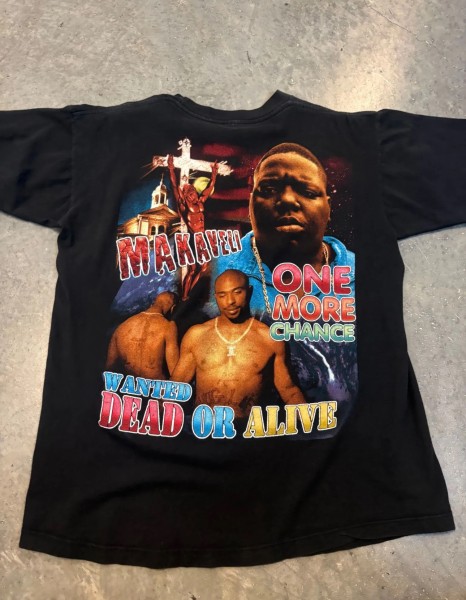 Is this Tupac Biggie Authentic ?