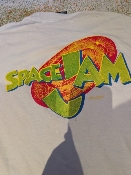 Taz space jam on a giant tag