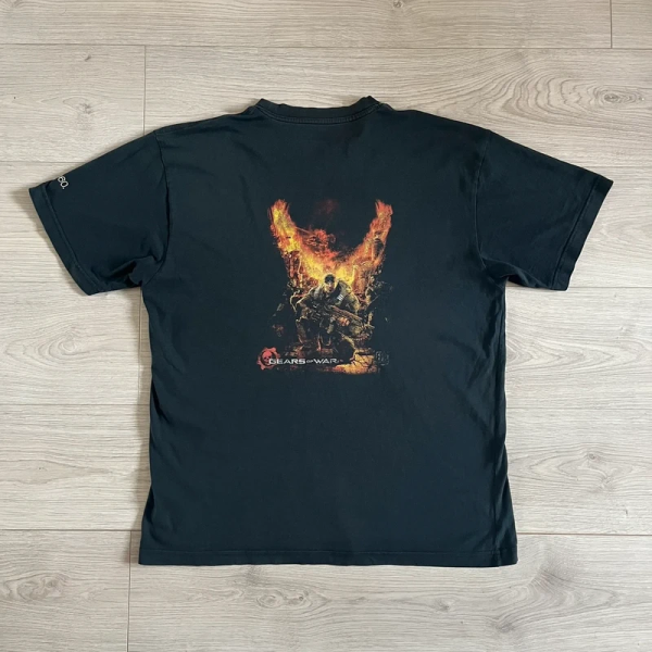 Gears of war xbox 360 t shirt ?
