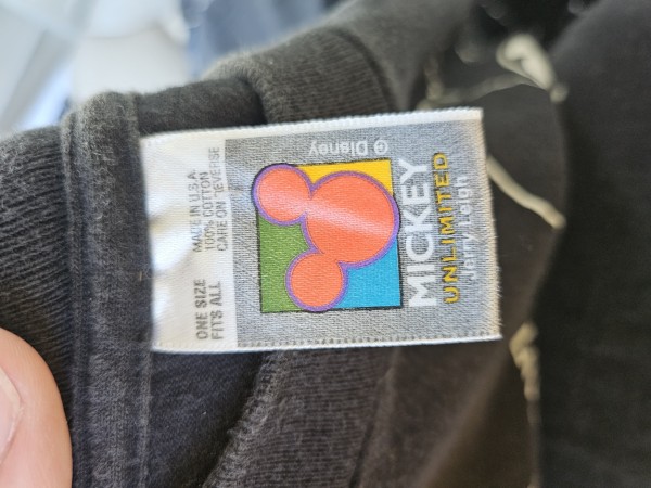 1997 - 2000 disney park tshirt