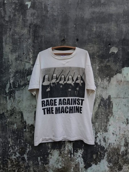 RAGE AGAINST THE MACHINE NUN 90s
