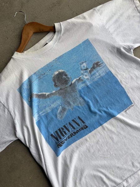 Nirvana Nevermind Giant Tag