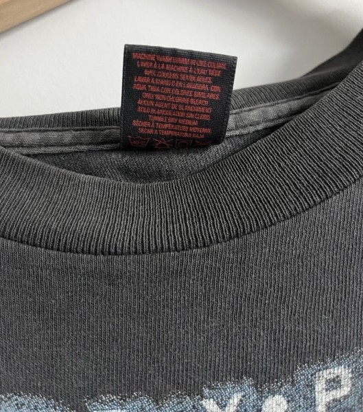 Fashion Victim Akira 1988 legit?