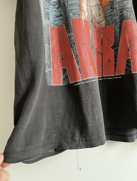 Fashion Victim Akira 1988 legit?