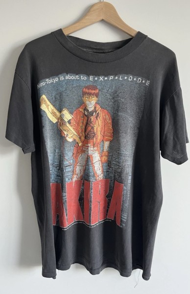 Fashion Victim Akira 1988 legit?