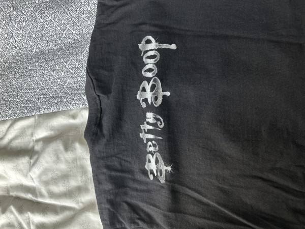98 Buffy Vampire Slayer Betty Tee