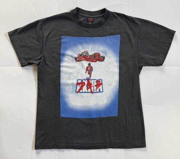 2000’s Akira Fashion Victim?