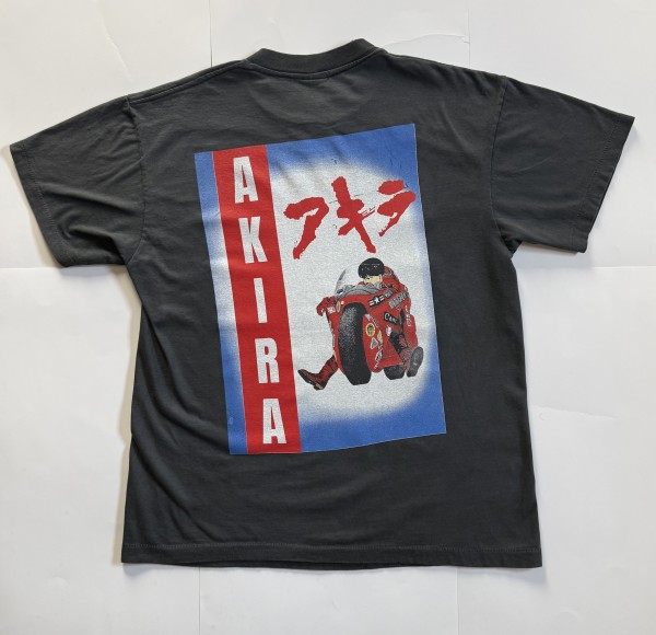 2000’s Akira Fashion Victim?