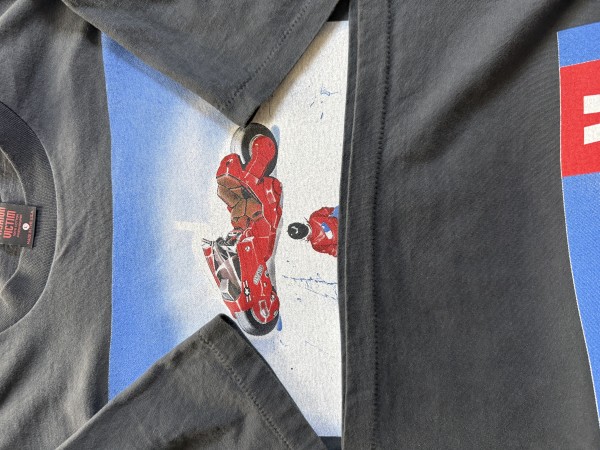 2000’s Akira Fashion Victim?