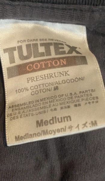 Legit check on this tultex tag and Cut tag nas Tshirt