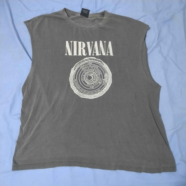 Nirvana - Giant Tag - Chopped Sleeves