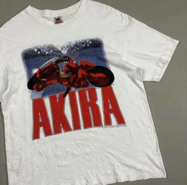 Hi! Would like to look for help in authenticating this shirt. Some say Legit some say Fake. Thank you!