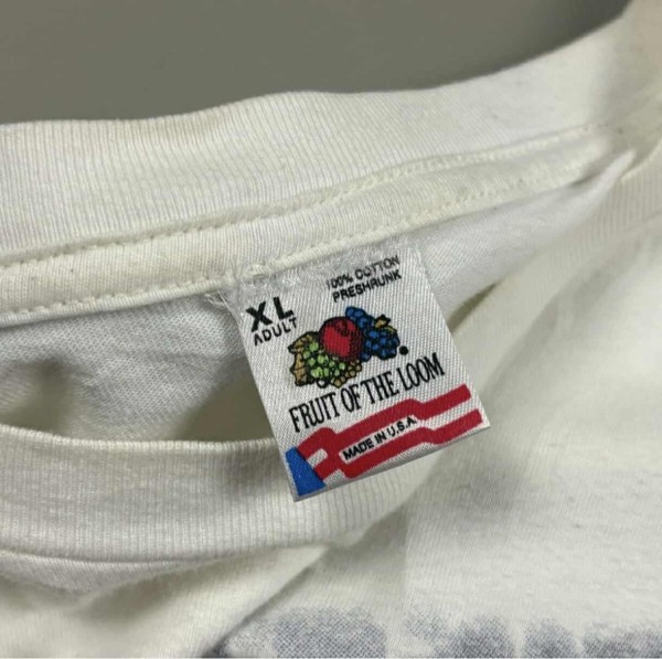 Hi! Would like to look for help in authenticating this shirt. Some say Legit some say Fake. Thank you!