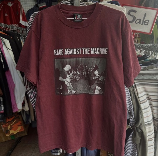 Vintage 90s Rage Against The Machine legit check