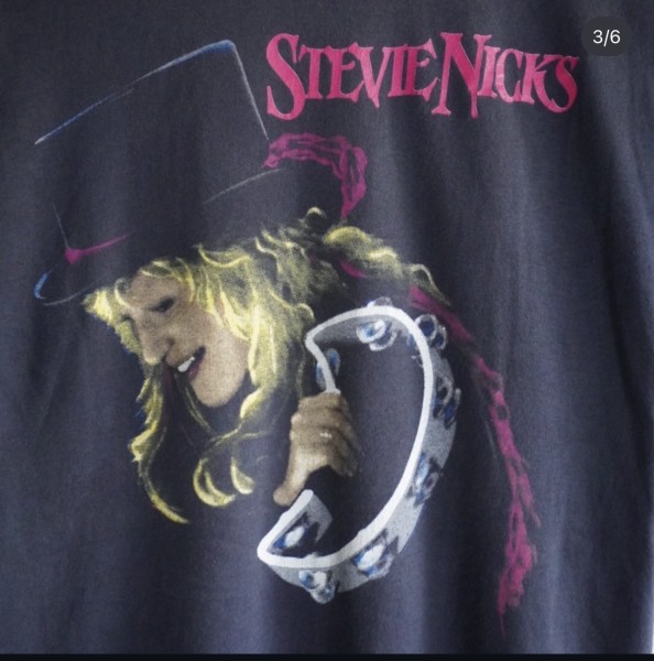 1989 Stevie Nicks back to the side of the mirror legit check