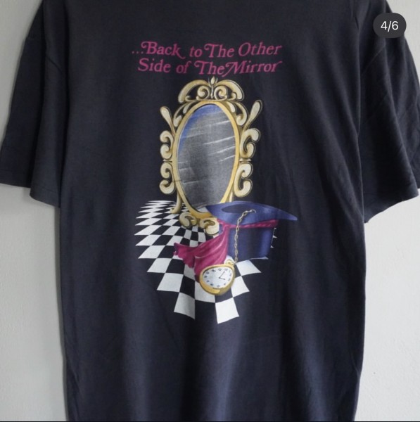 1989 Stevie Nicks back to the side of the mirror legit check