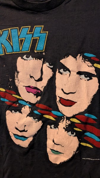 Vintage Kiss 1985 Tour Hanes tag
