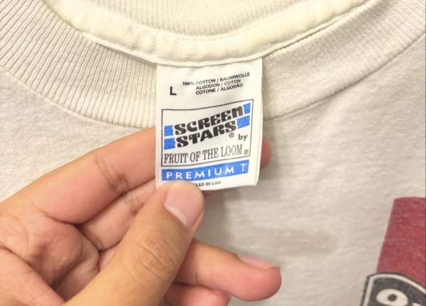 Oasis tshirt, legit check pls