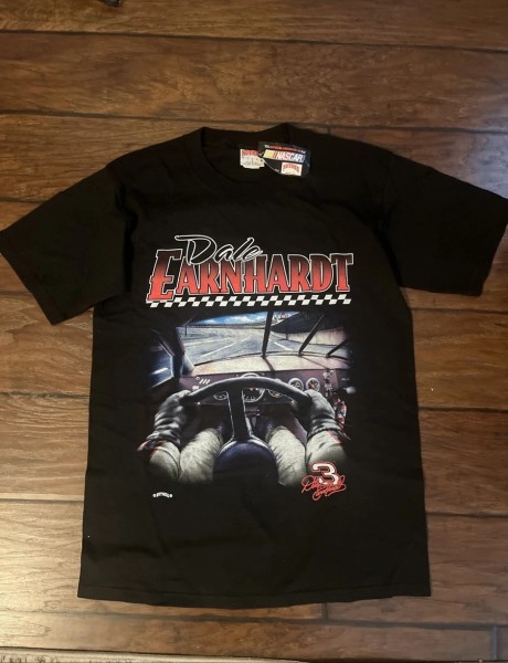 Legit vintage Nutmeg Mills Nascar with tags still?