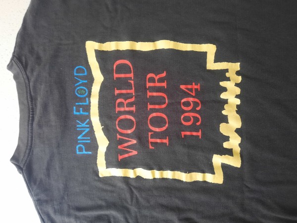 Long sleeved Pink Floyd 1994 world tour tee