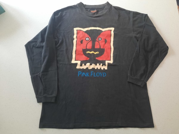 Long sleeved Pink Floyd 1994 world tour tee