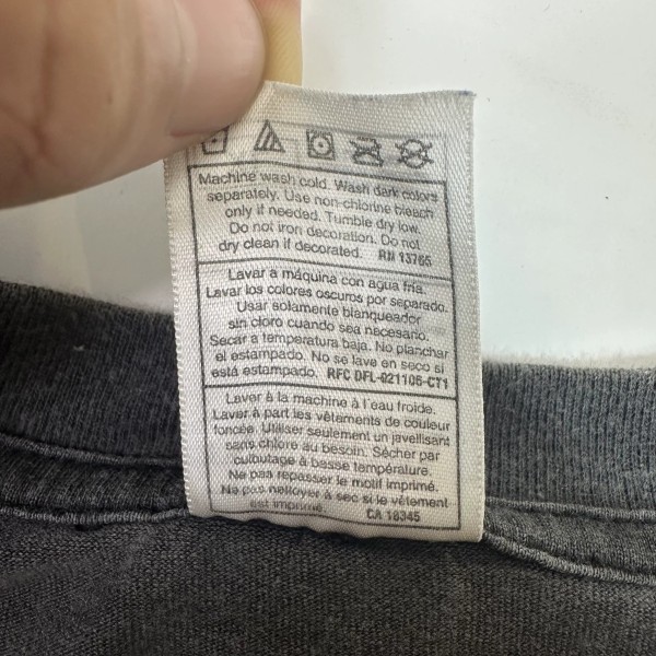 legit check for Kurt Cobain tee