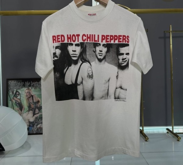 1990 red hot chili peppers, legit check pls