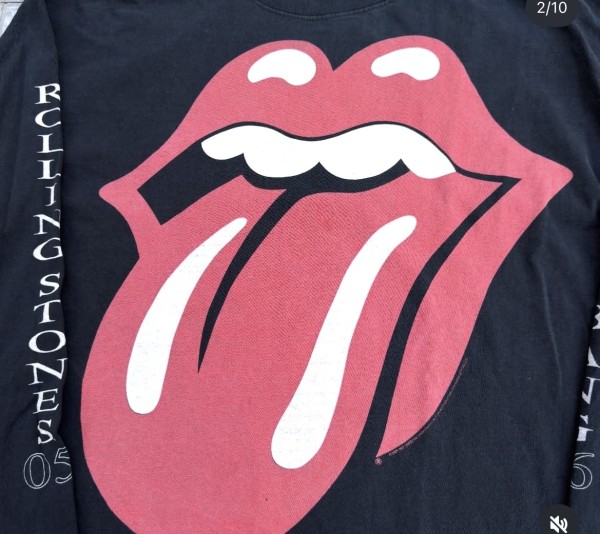 05/06 Rolling Stones long sleeves, legit check pls