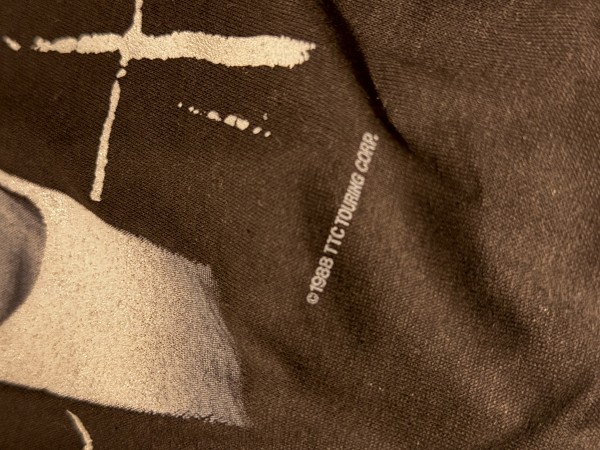 LC on michael jackson 1988 bad tour merch