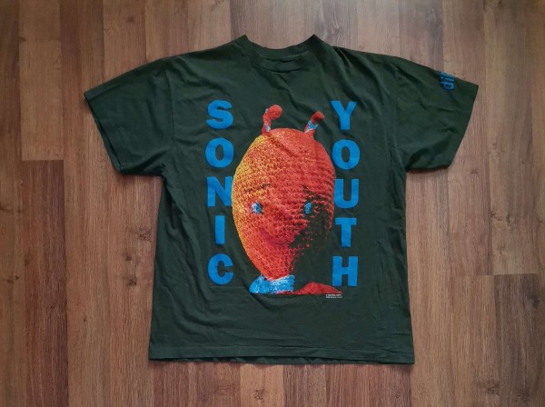 Legic Check and More Info On This Sonic Youth T-Shirt