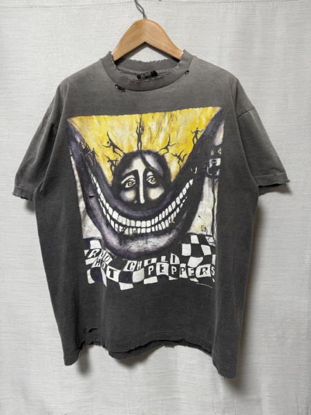 1994 Red Hot Chili Peppers Big Smile Giant Tag Legit Check