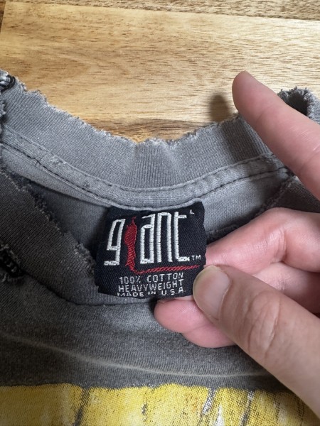 1994 Red Hot Chili Peppers Big Smile Giant Tag Legit Check