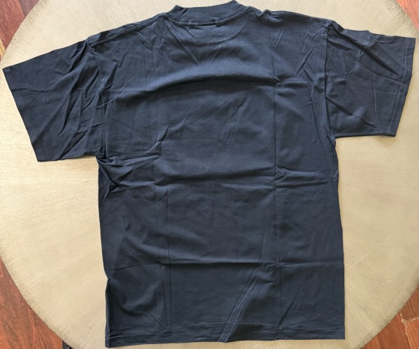 Price Check: 1996 Deadstock Chicago Bulls Six Fingers Left Tultex L