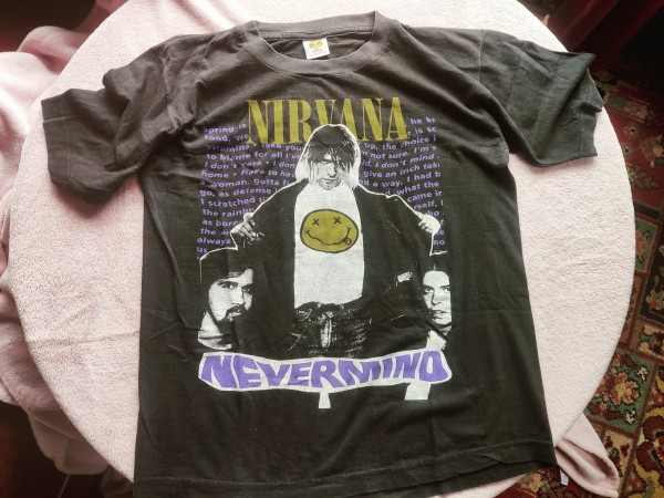 Nirvana 1992 Ireland Tour T-shirt with dates (poss bootleg)