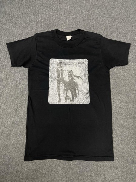 legit check fleetwood mac "rumours"