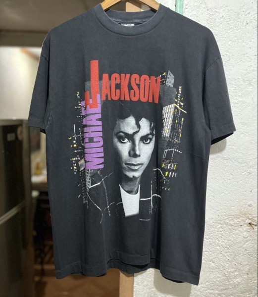 Hi would like to know if these shirts are legit? Thank you!
