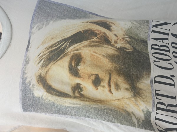 Needs legit check. Kurt Cobain memorial tee