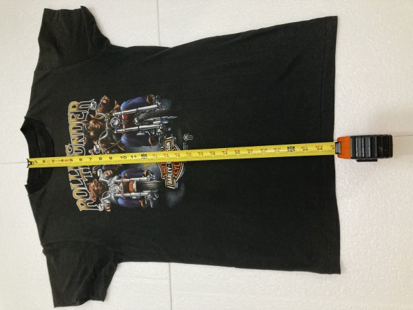 cant read worn 3D tag - what size is shirt?