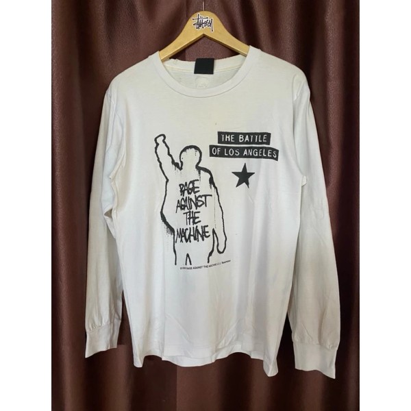 what tag ?  on printed band GUITAR