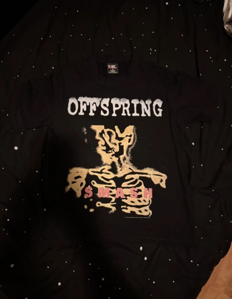 Off Spring Giant T shirt