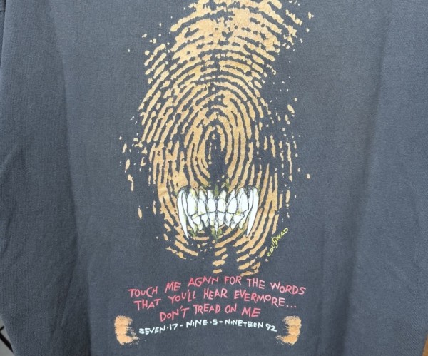 90s metallica dont tread on me, lc check