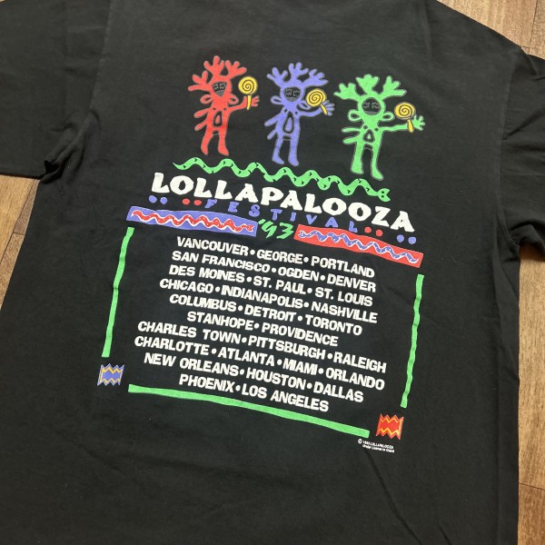 93 Lollapalooza tee on giant by Tee Jays tag