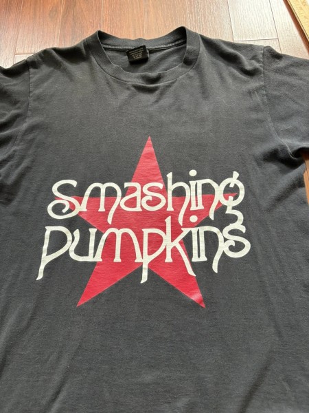 Need help authenticating Smashing Pumpkins tee
