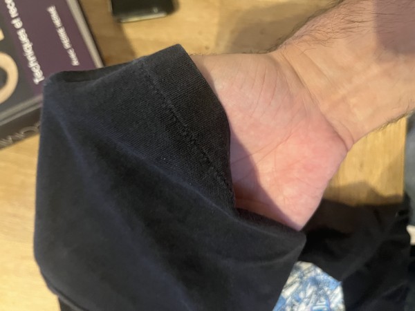 Sleeve